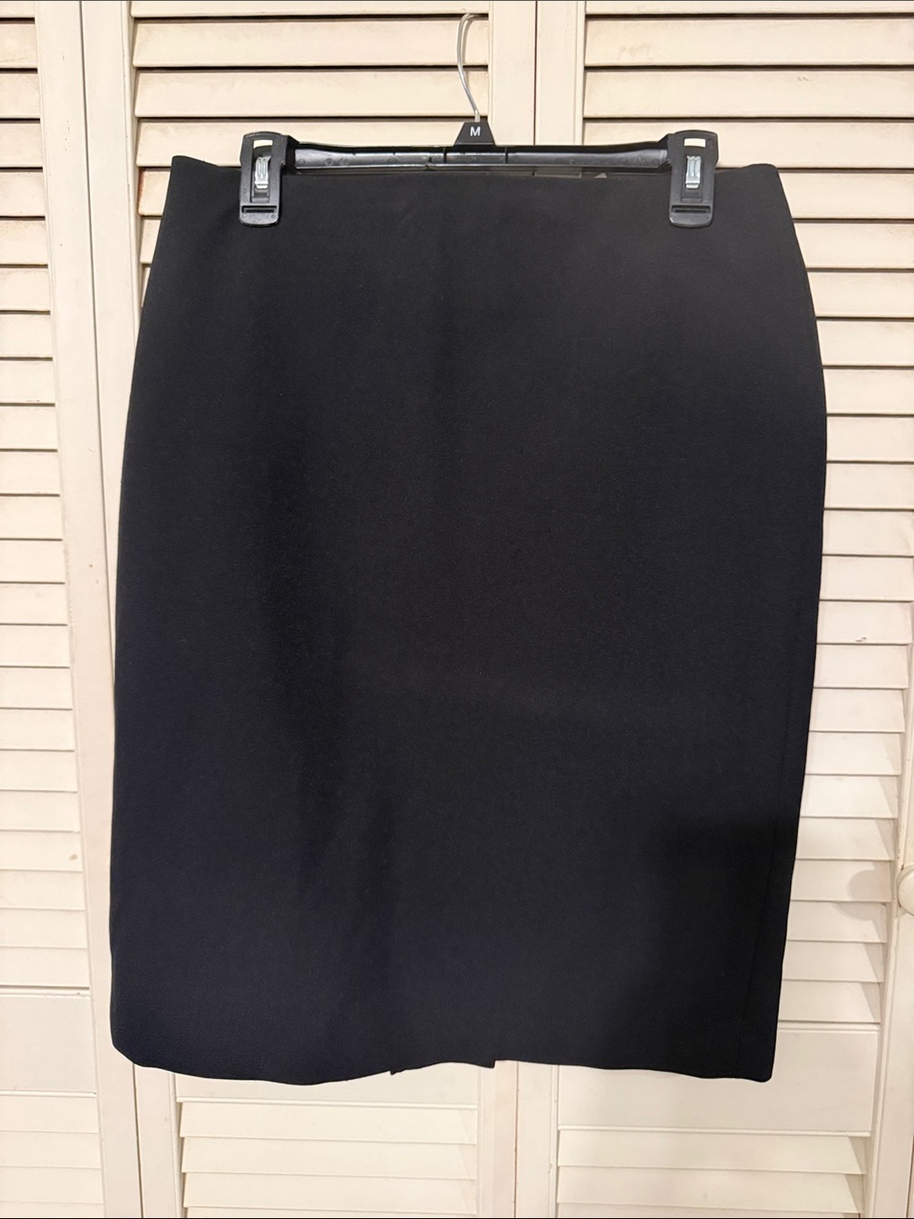 Anne Klein Black Pencil Skirt - Classic Tailored Silhouette